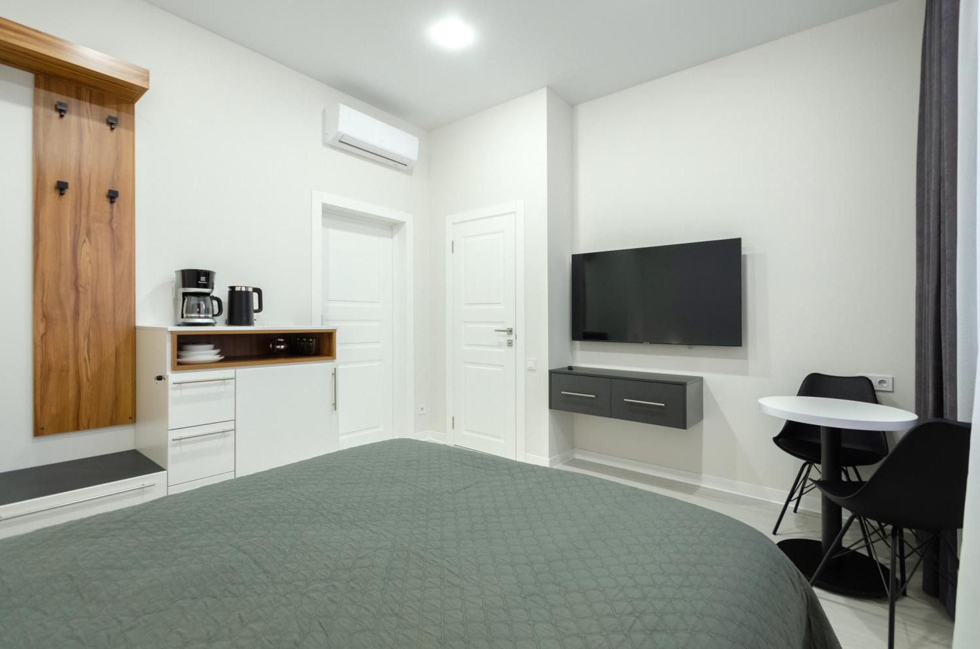 Petrovdom Inn Rc Diplomat Hall -The Smart Hotel Apartment Panoramic City View I Kyiv Room photo